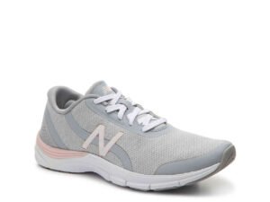 711 V3 LIGHTWEIGHT TRAINING SHOE - WOMEN'S