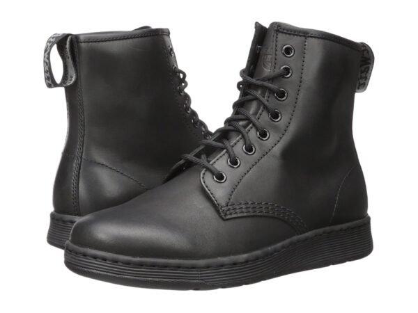 Dr. Martens Newton 8-Eye Boot